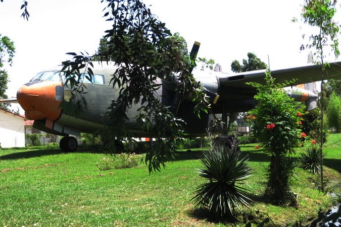 (18) Fairchild C119